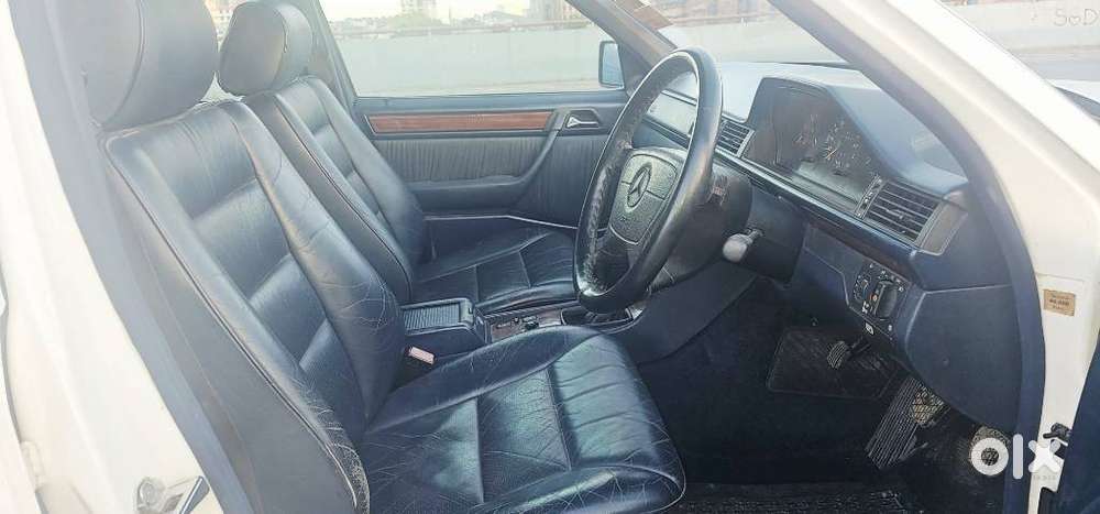Mercedes-benz E-class 1993-2009 220 Petrol, 1996, Petrol