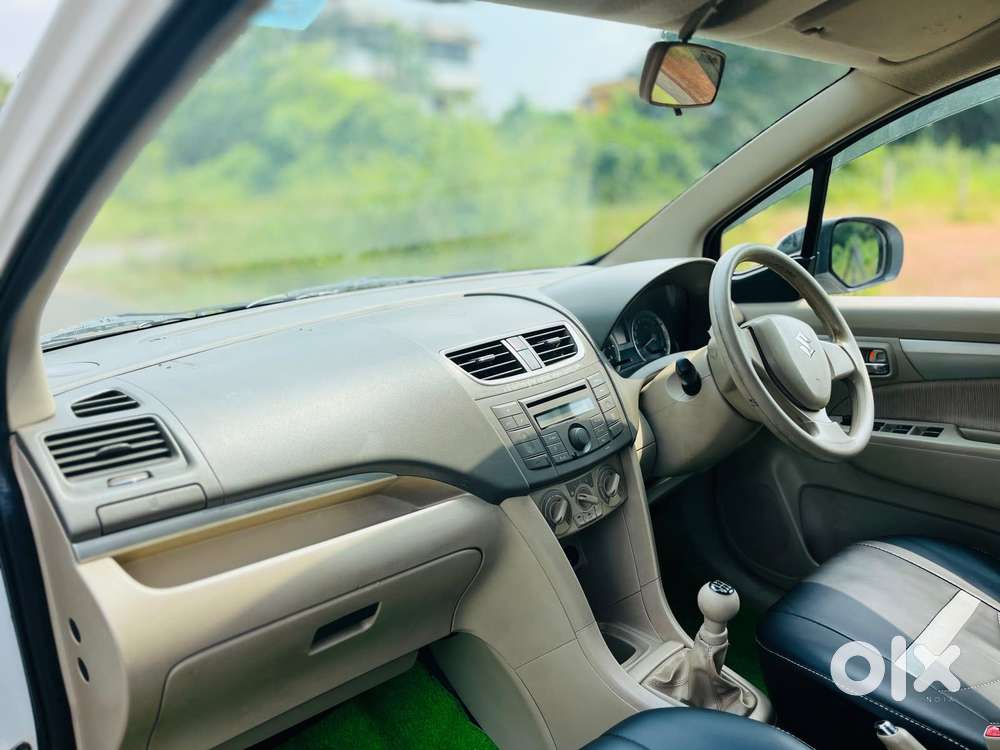 Maruti Suzuki Ertiga Vxi, 2015, Petrol