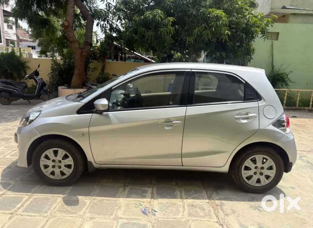 Honda Brio 2013 Petrol Well Maintained