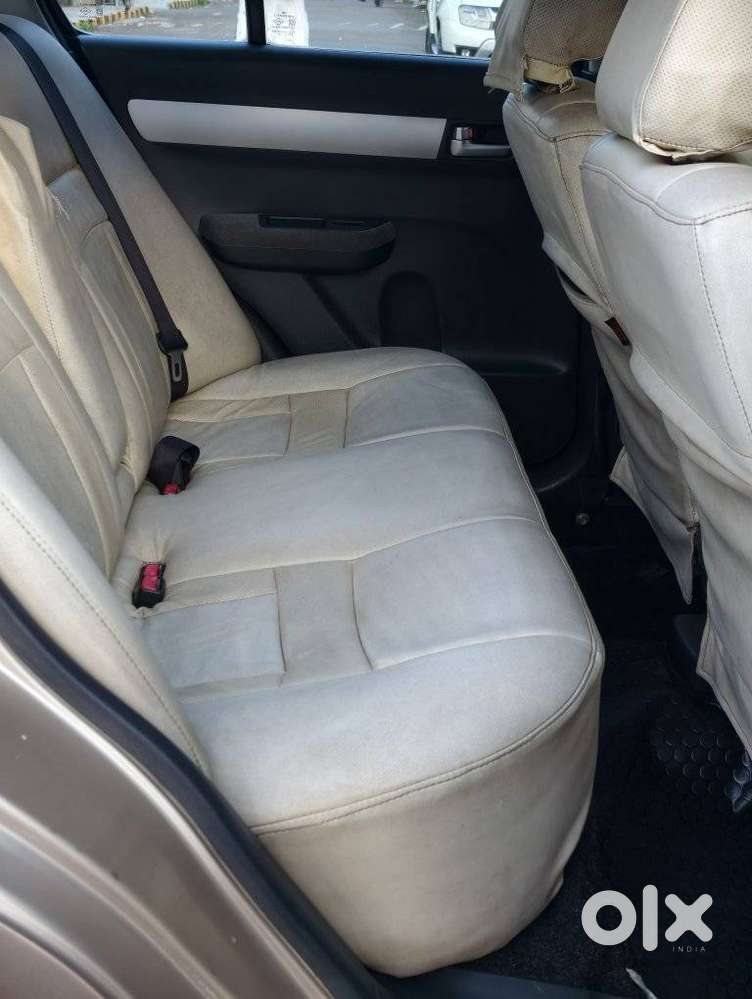 Maruti Suzuki Swift Dzire Vxi, 2010, Petrol