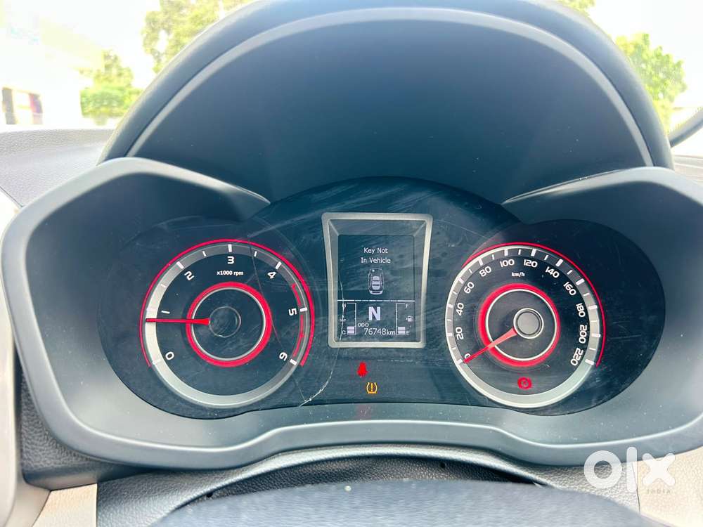 Mahindra Xuv300 W8 Option Diesel, 2023, Diesel
