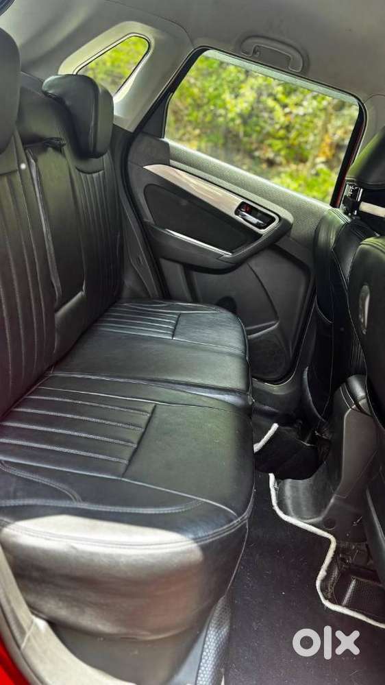 Maruti Suzuki Brezza Zdi+ Dual Tone, 2017, Diesel