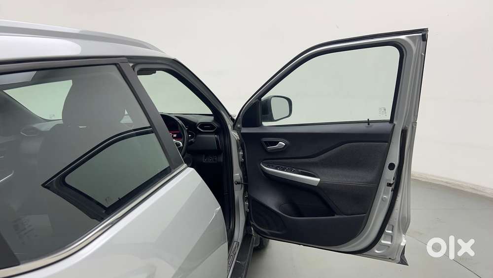 Nissan Magnite 1.0 Xv Premium Turbo Cvt (o), 2022, Petrol