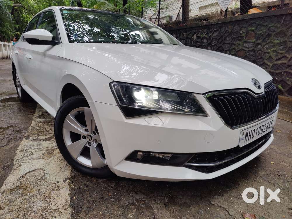 Skoda Superb Style 1.8 Tsi At, 2018, Petrol
