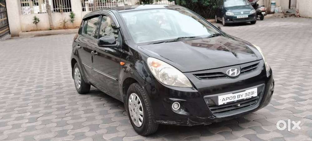 Hyundai I20 Magna, 2010, Petrol