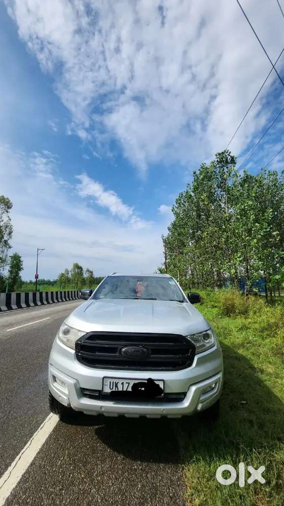 Ford Endeavour 2018 Diesel 97000 Km Driven