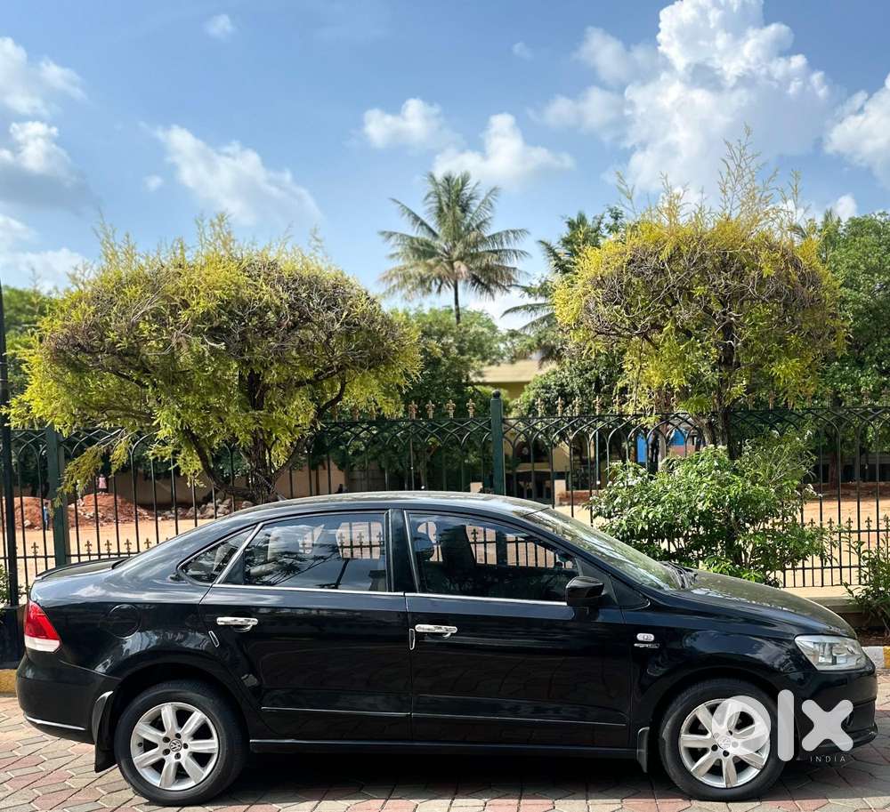 Volkswagen Vento Petrol Highline, 2011, Petrol