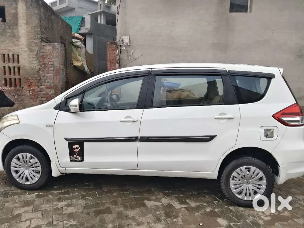 Maruti Suzuki Ertiga 2016 Diesel 165000 Km Driven