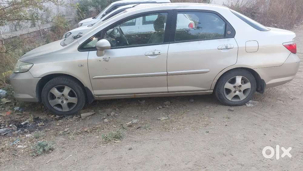 Well-maintained Honda City Zx (oct 2008) For Sale.