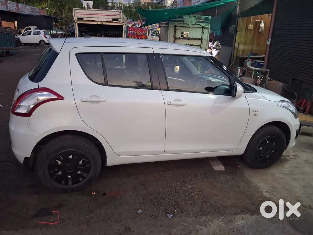 Maruti Suzuki Swift 2015