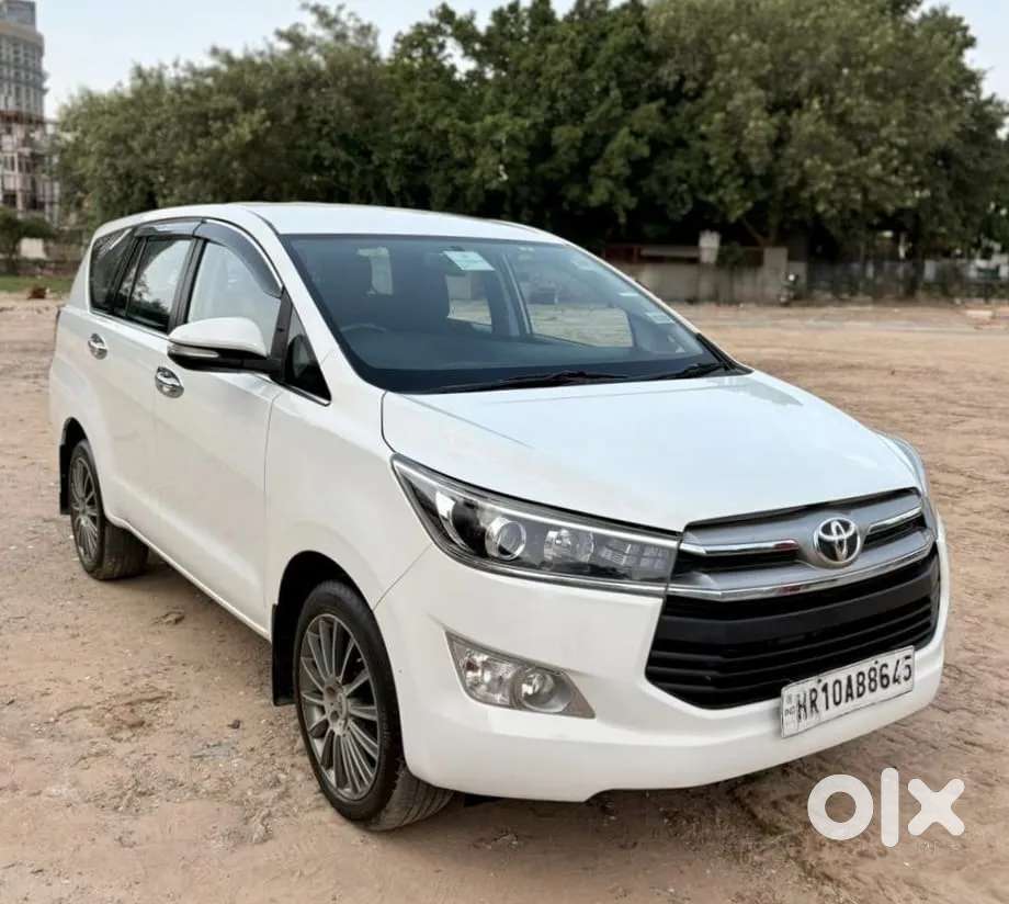 Toyota Innova Crysta 2.4 V 7 Str, 2017, Diesel
