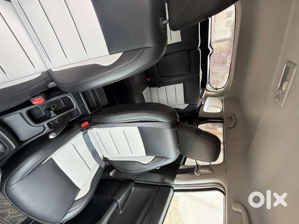 Maruti Suzuki Brezza Vxi At 2025