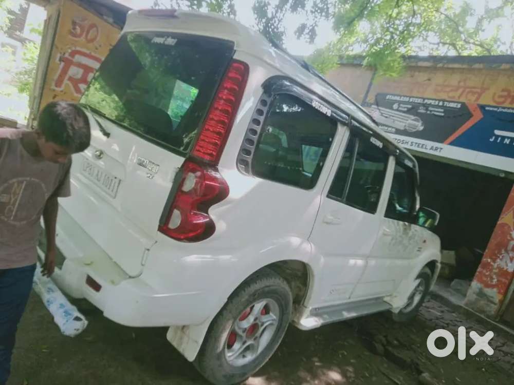Mahindra Scorpio Classic 2010 Diesel Car