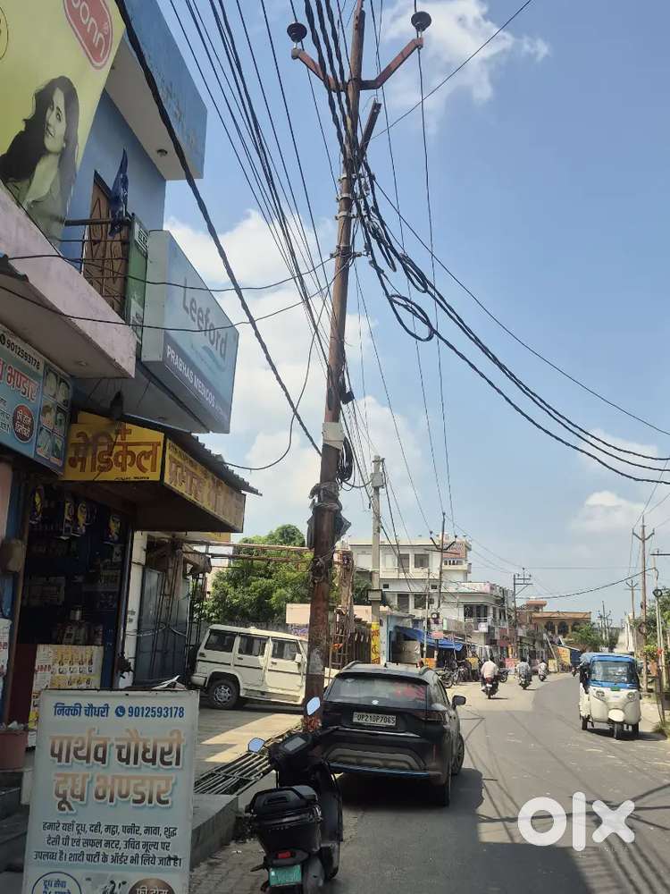 24 GAJ SHOP 40 FIT ON ROAD KHUSHALPUR ROAD NEAR POLICE CHOWKI