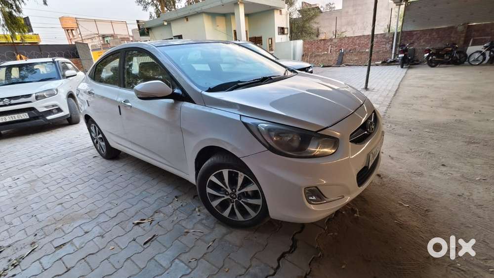 Hyundai Fluidic Verna 2014
