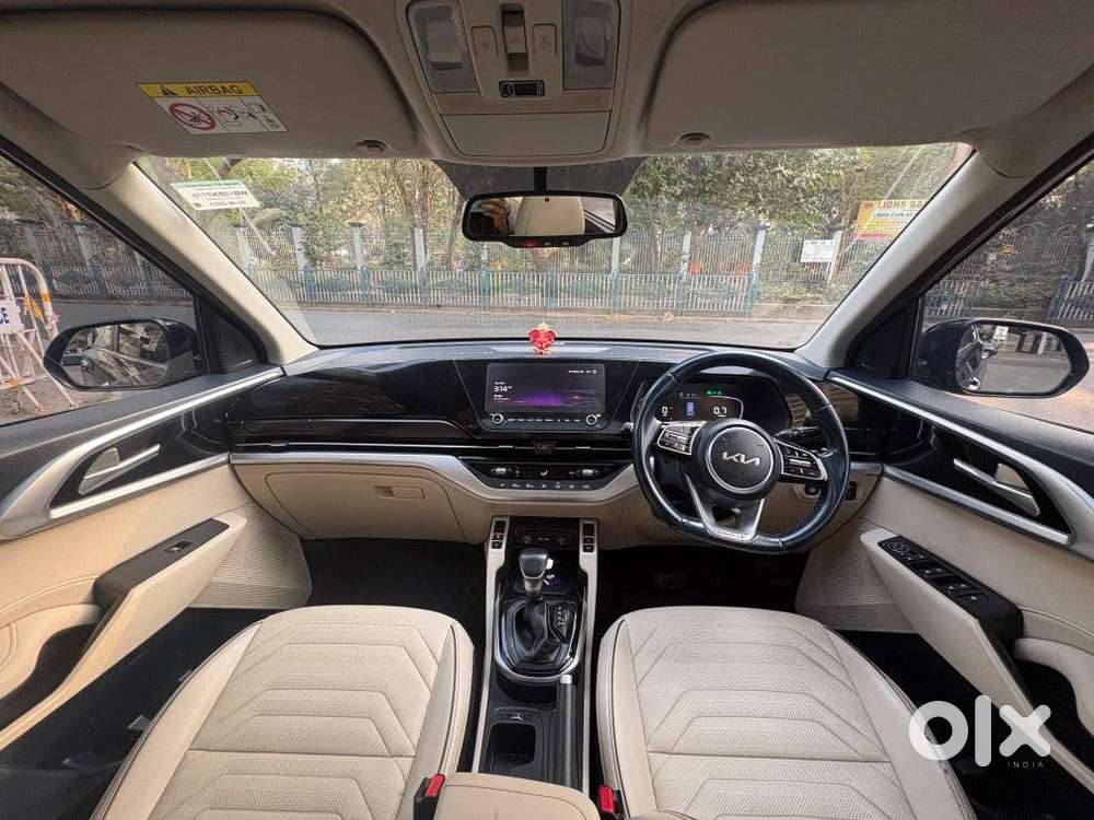 Kia Carens Luxury (o)1.5 Diesel At 7 Str, 2023, Diesel