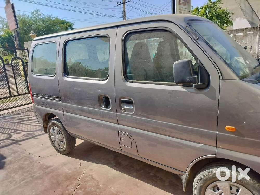 Maruti Suzuki Eeco 2024 Petrol Well Maintained