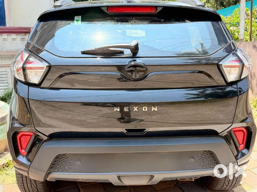 Tata Nexon 2023 Petrol Very Low Kms Ran!!