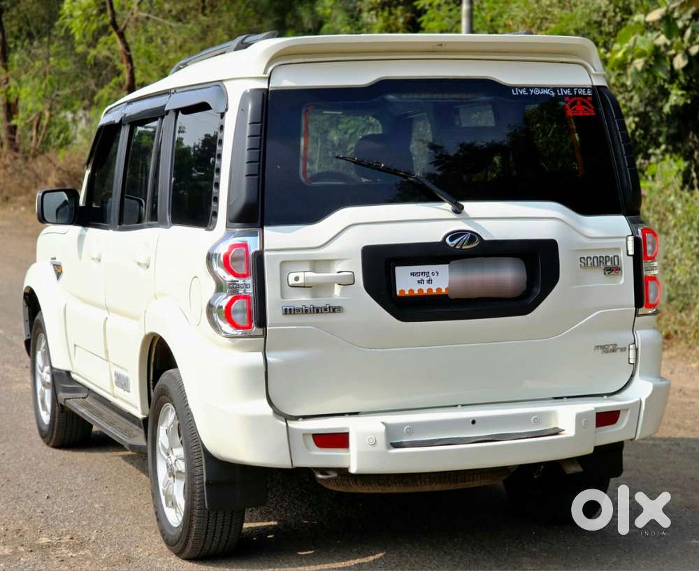 Mahindra Scorpio S10 8 Seater, 2015, Diesel