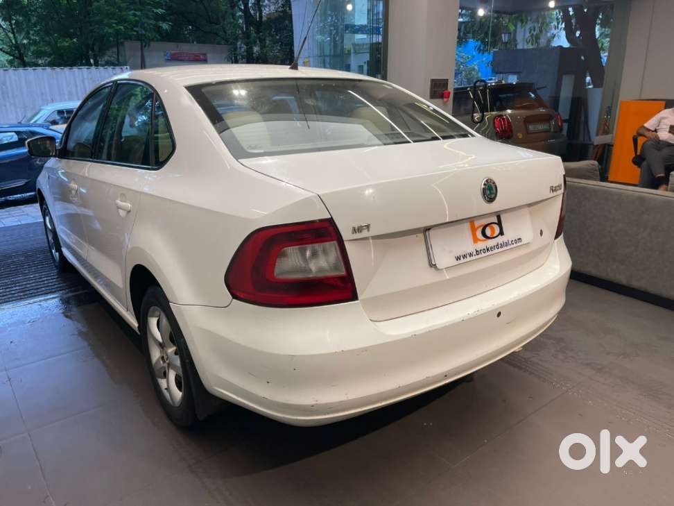 Skoda Rapid 2013-2016 1.6 Mpi At Elegance, 2012, Petrol
