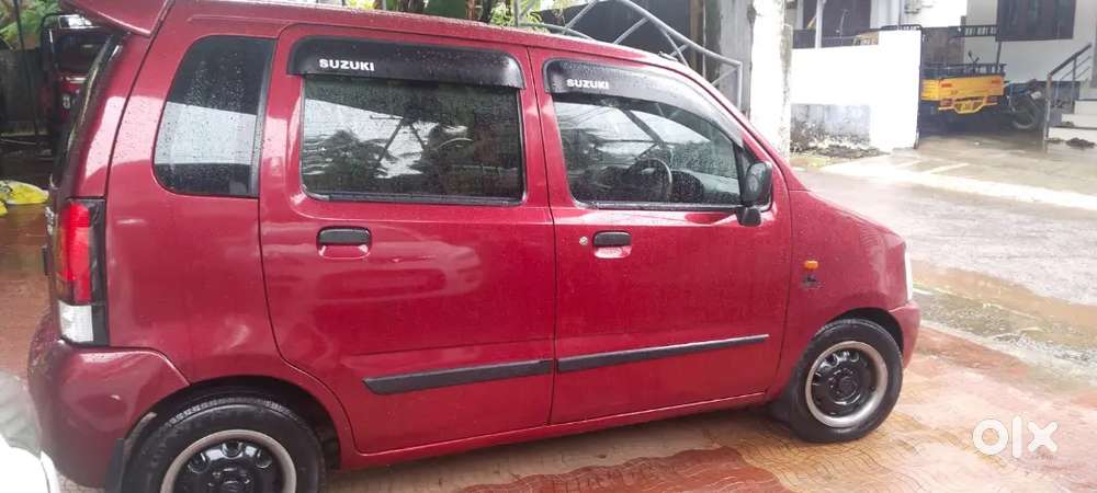 Maruti Suzuki Wagon R  Red