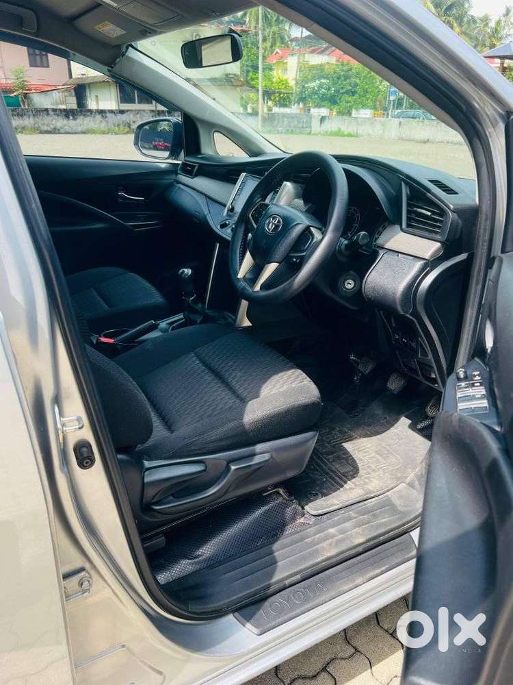 Toyota Innova Crysta 2.4 Gx Limited Edition 7 Str, 2022, Diesel