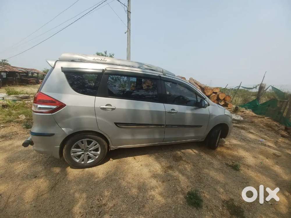 Maruti Suzuki Ertiga Zxi 2017