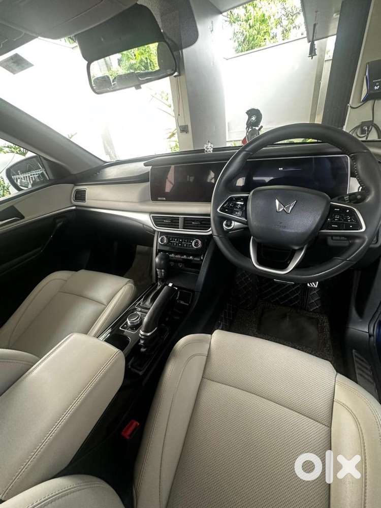 Mahindra Xuv700 2021 Petrol Good Condition