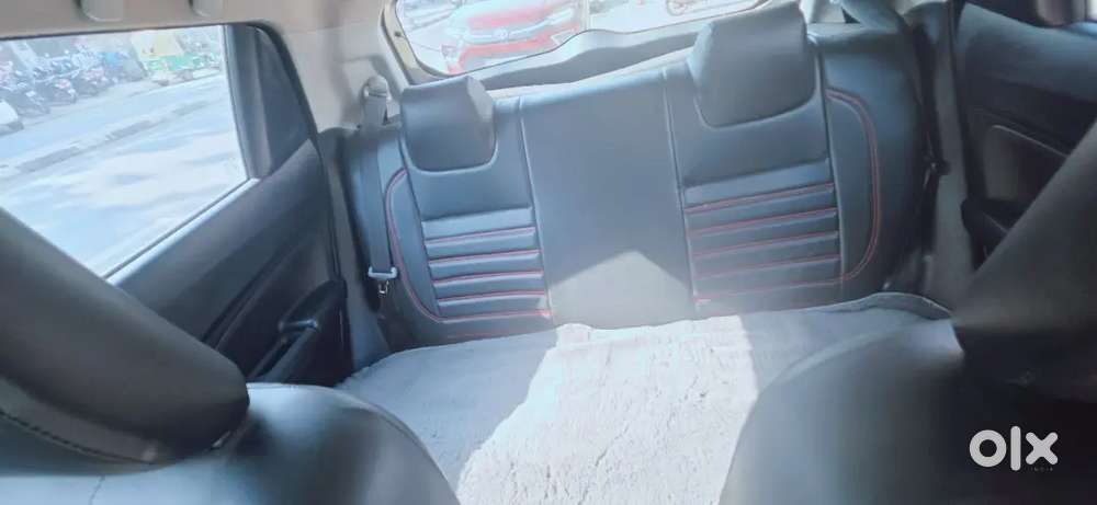 Maruti Suzuki Swift Vxi 2021