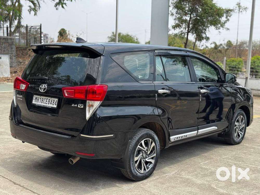 Toyota Innova Crysta 2.4 V, 2024, Diesel