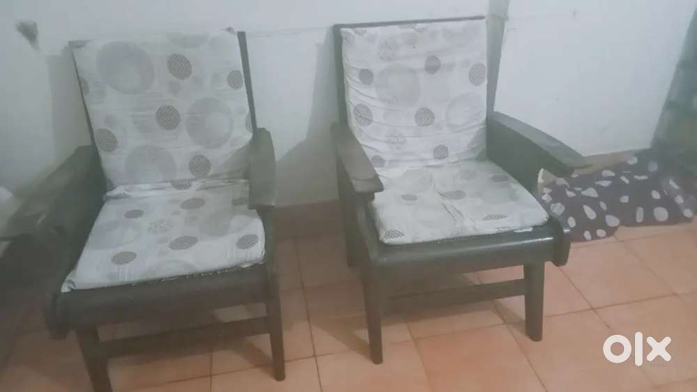 Old sofa for sale