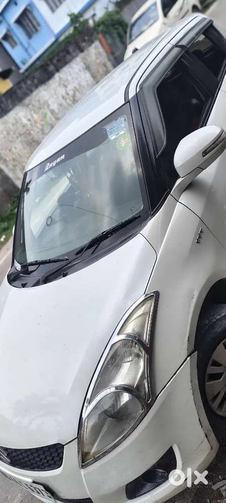 Maruti Suzuki Swift 2012