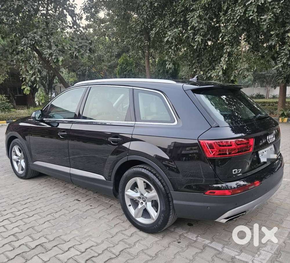 Audi Q7 45 Tdi Premium With Sunroof, 2017, Diesel