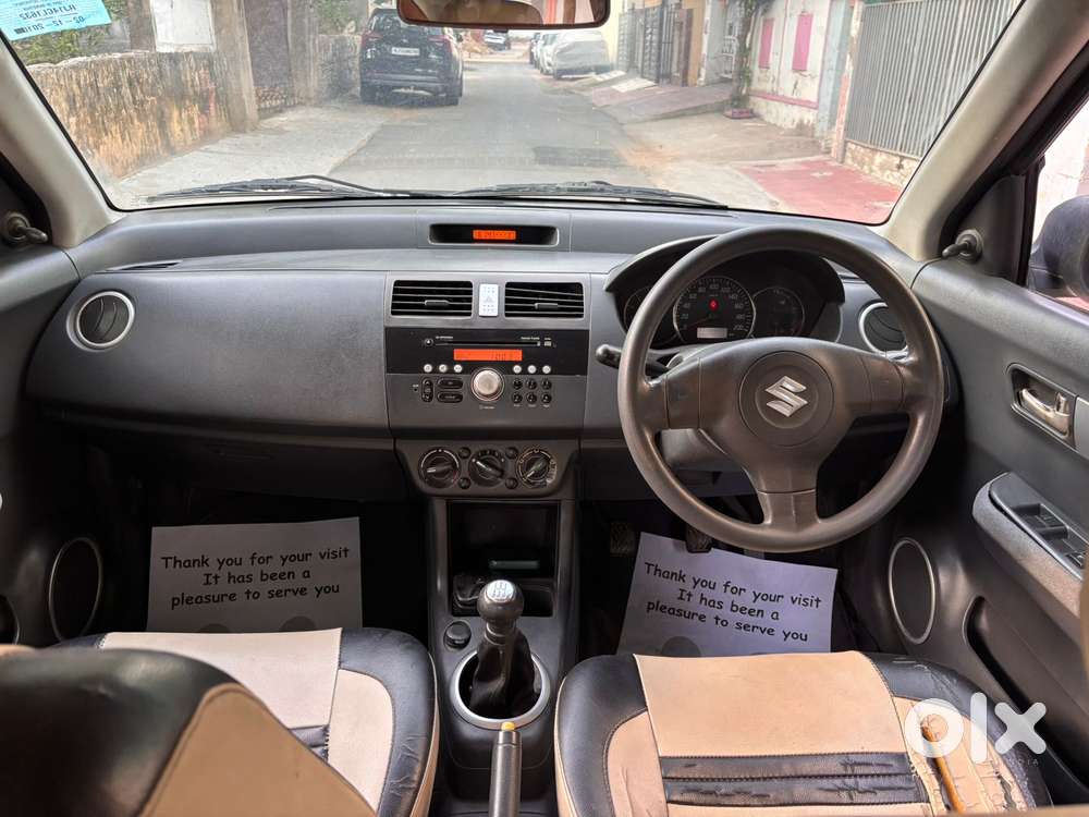 Maruti Suzuki Swift Dzire Vxi Optional, 2010, Petrol