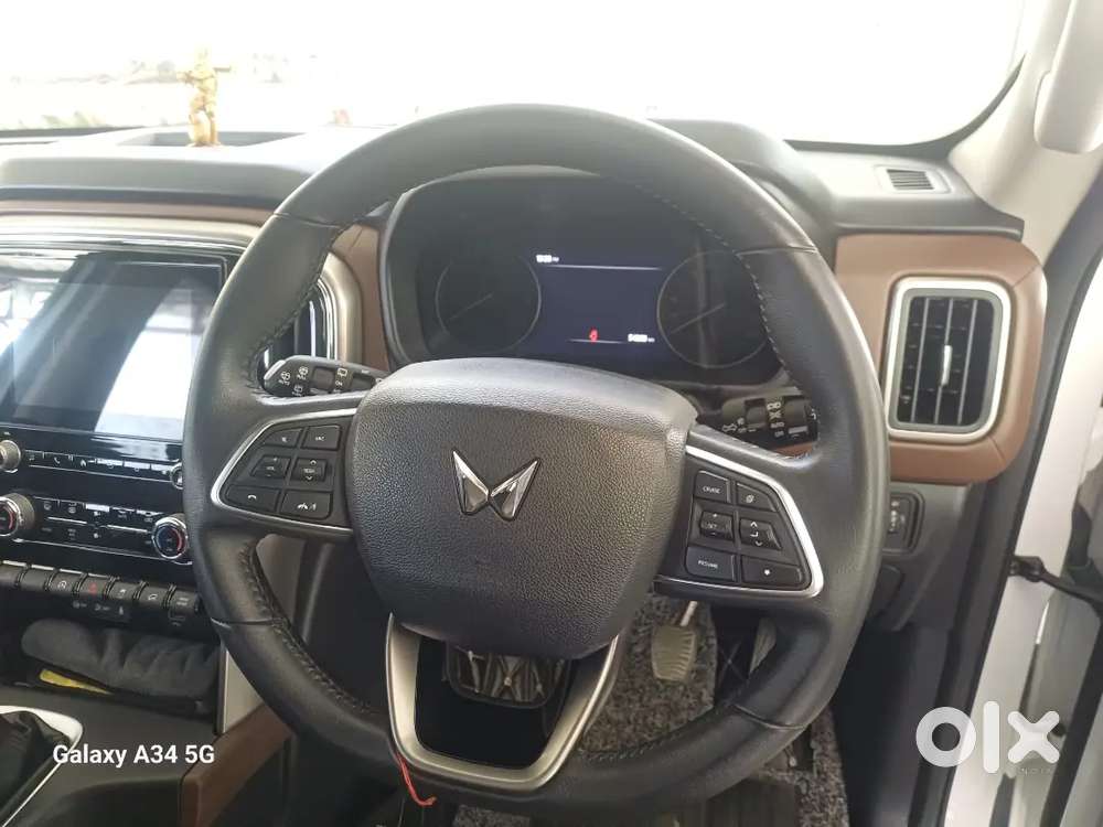 Mahindra Scorpio-n 2024 Diesel 54000 Km