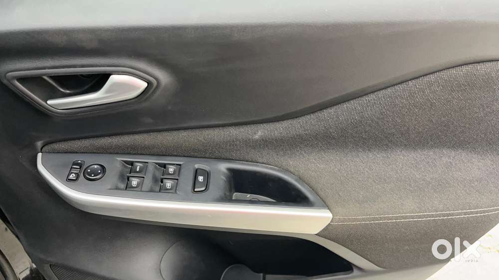 Nissan Magnite 1.0 Xv Premium Turbo Cvt (o), 2022, Petrol