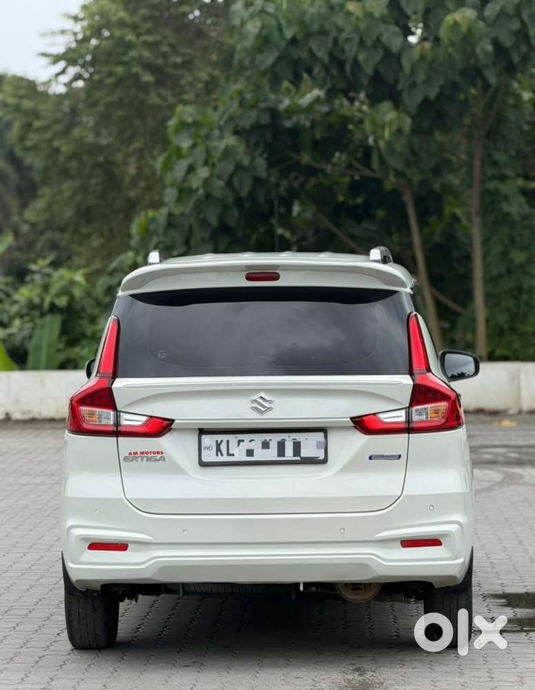 Maruti Suzuki Ertiga Petrol 2024
