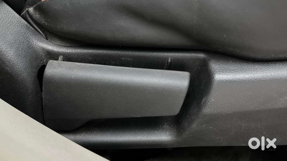 Renault Triber Rxz, 2020, Petrol