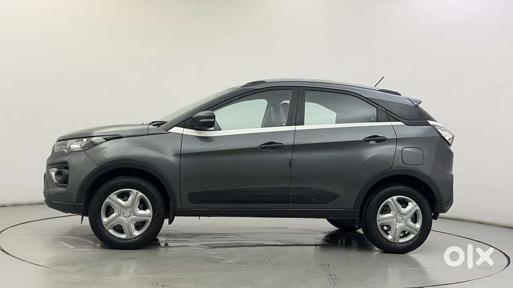 Tata Nexon 1.5 Revotorq Xma Amt (s), 2020, Petrol