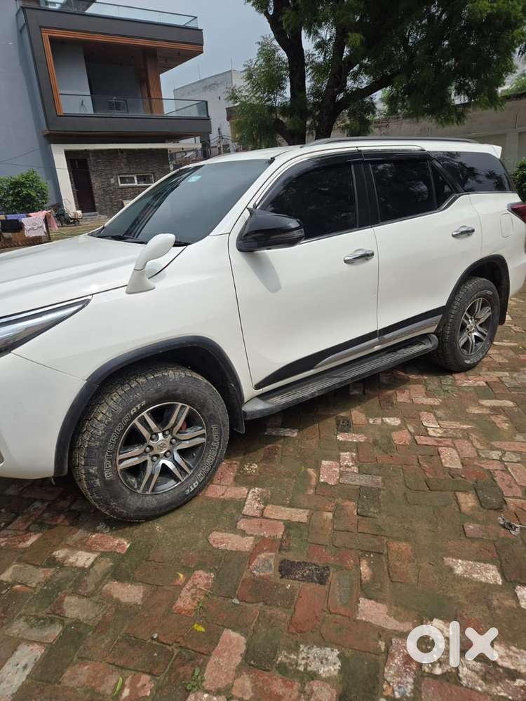 Toyota Fortuner Diesel 2019