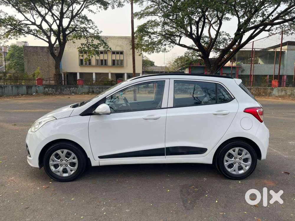 Hyundai Grand I10 1.2 Kappa Sportz Dual Tone, 2015, Petrol