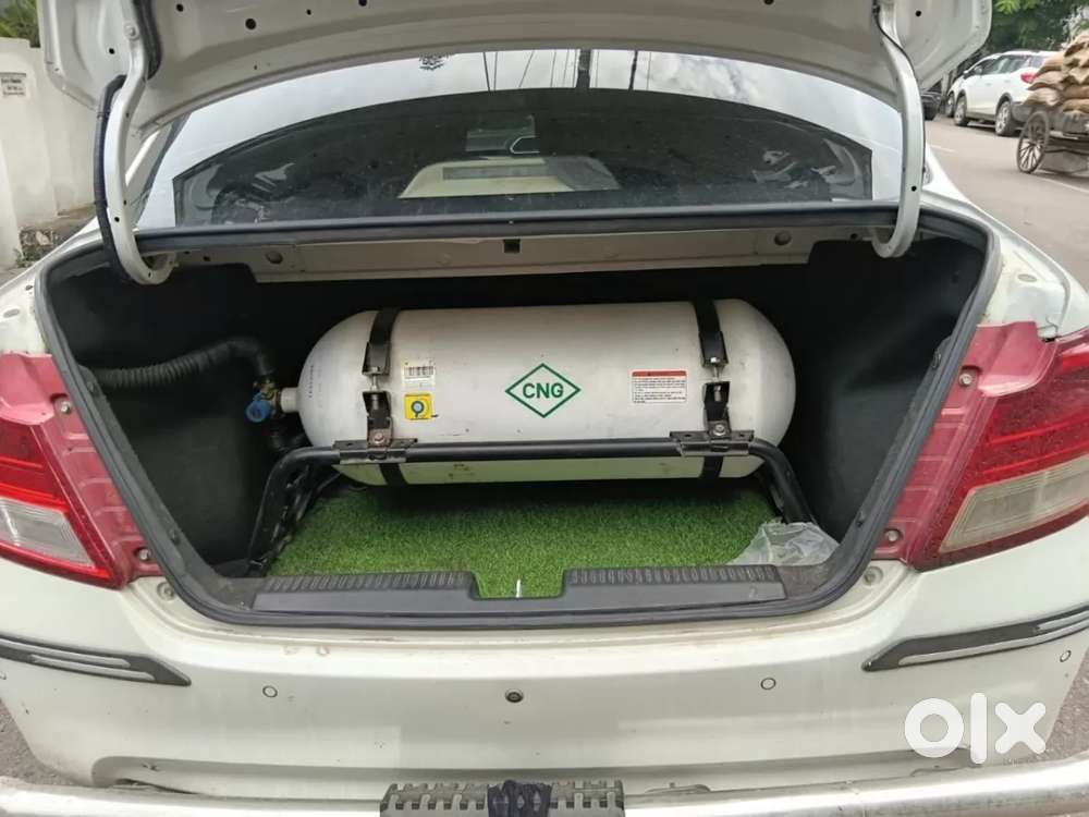 Maruti Suzuki Dzire 1.2 Vxi Cng, 2024, Cng & Hybrids