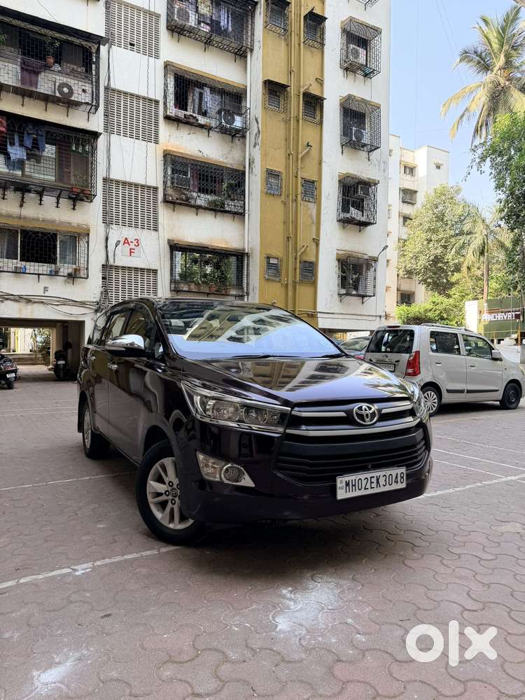 Toyota Innova Crysta 2.8 Gx At 8 Seater, 2016, Diesel