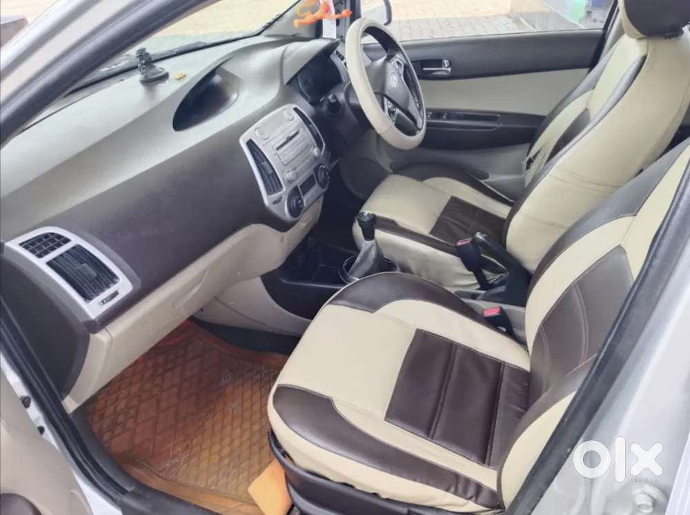 Hyundai I20 2011 Cng & Hybrids 121000 Km Driven