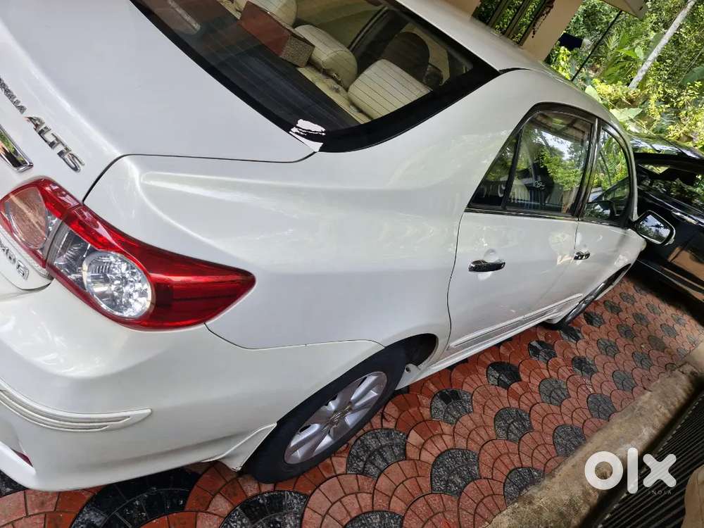 Toyota Corolla Altis 2013 Diesel 120000 Km Driven