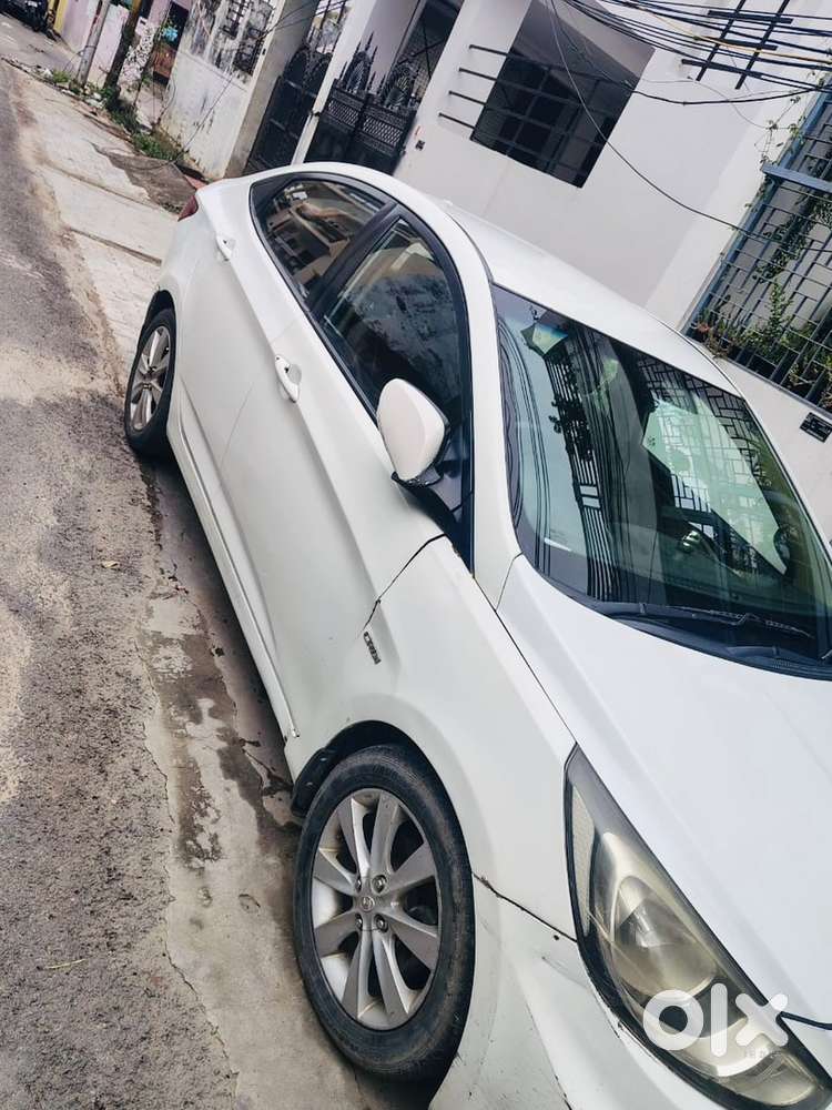 *urgent Sale* Excellent Condition Hyundai Verna Diesel 2011