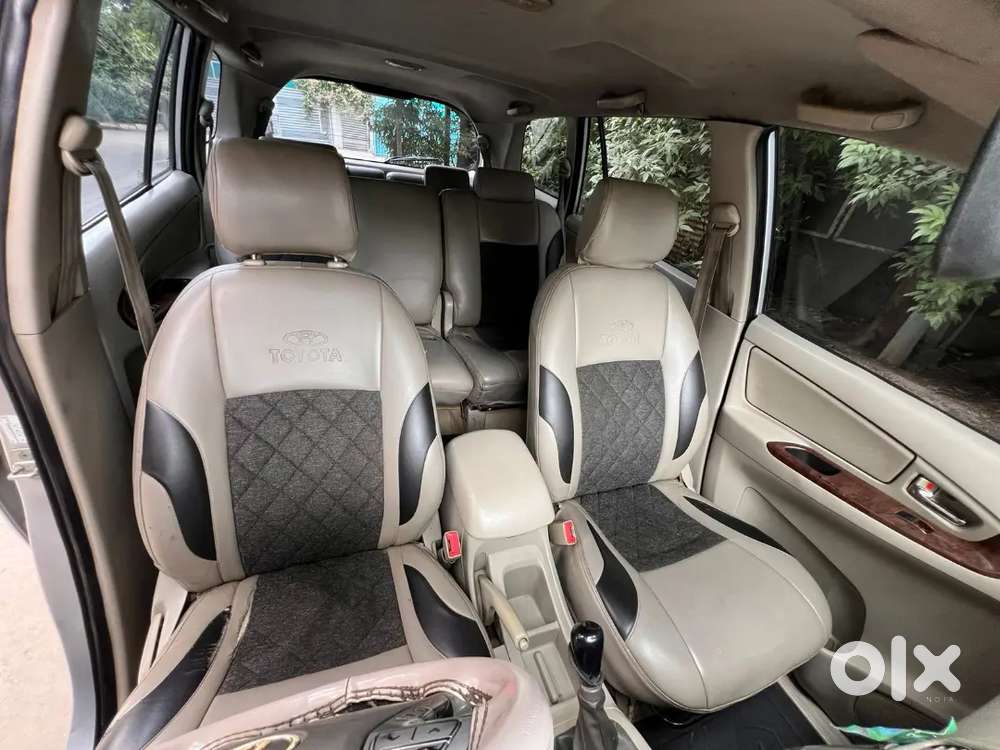Toyota Innova 2013 Diesel Well Maintained