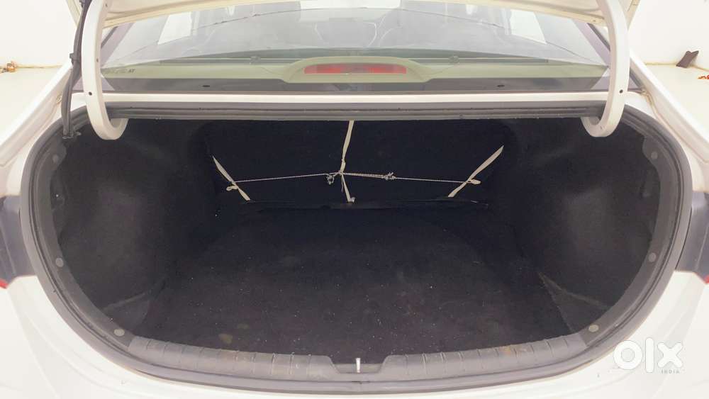 Hyundai Verna 1.5 Sx Vtvt, 2022, Petrol