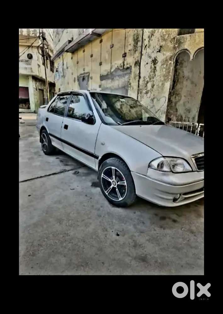 Maruti Suzuki Esteem Lxi