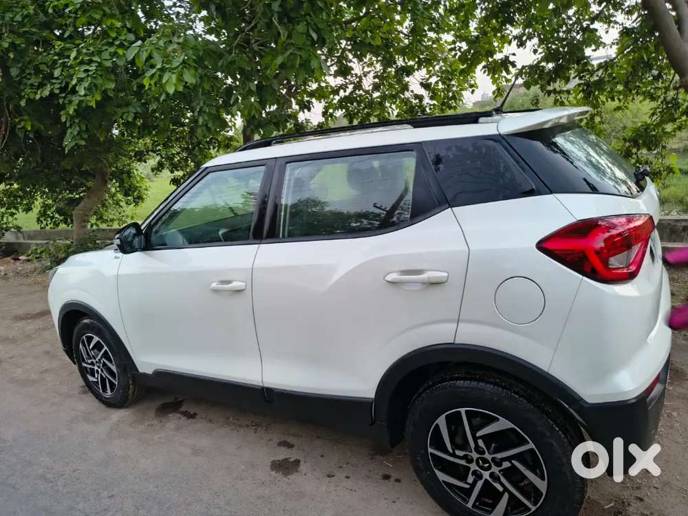 Mahindra Xuv300 2023 Tgdi Petrol 18000 Km Driven.